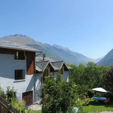 La Maison Bleue Couette-café Saint-Martin-d'Arc